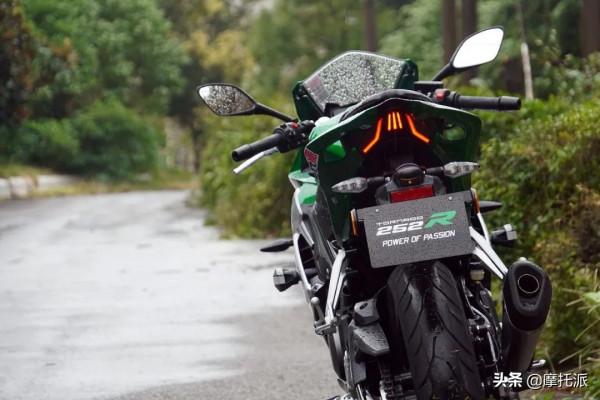 有備而來的“挑戰者”:Benelli Tornado 252靜態&;拆解測評 有備而來的“挑戰者”:Benelli Tornado 252靜態&;拆解測評