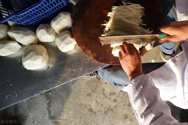 東北人“貓冬”必備的5種鹹菜,現在遇到抓緊醃,放上一年都不壞 東北人“貓冬”必備的5種鹹菜,現在遇到抓緊醃,放上一年都不壞