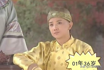 還在嘟嘴扮嫩的阿姨們，看看這些女演員，是如何超齡演出少女感