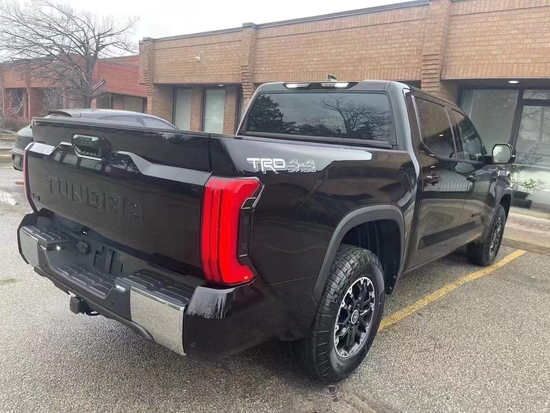 全新福特猛禽&sol;豐田坦途到港，3&period;5TT V6&plus;10AT&plus;五連桿後懸