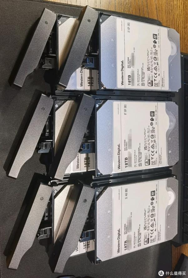 (續)刃9000K 2022開箱:升級萬兆、升級群暉,開機卡加入米家 (續)刃9000K 2022開箱:升級萬兆、升級群暉,開機卡加入米家