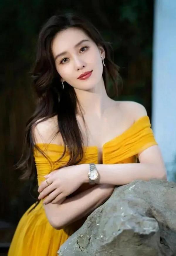 劉詩詩，活的清醒一點吧，有個詩爺的樣子