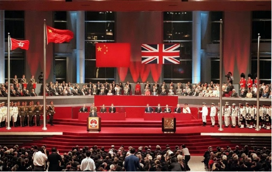 1961年英國準備48枚核彈，想要隨時轟炸中國，最終為何沒敢動手