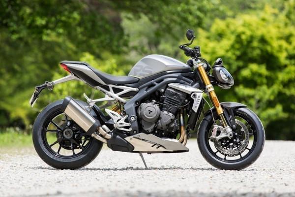 試駕凱旋大青蛙摩托車，真香現場