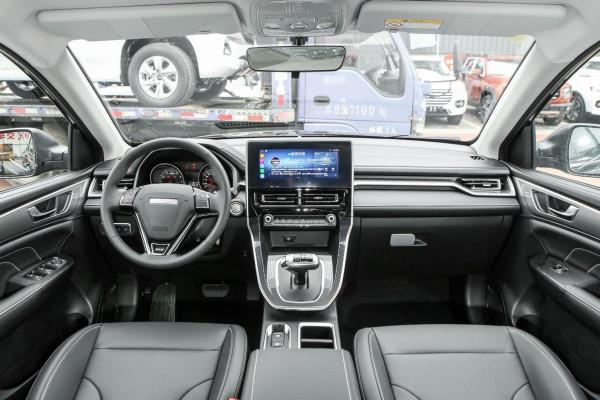 預算不到10萬，轎車、SUV、旅行車選誰？3款代表作對比，給你答案