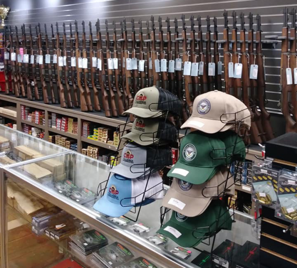 美國國防部:儲存多餘的老槍費用太高了,我們把這些槍賣給平民吧 美國國防部:儲存多餘的老槍費用太高了,我們把這些槍賣給平民吧