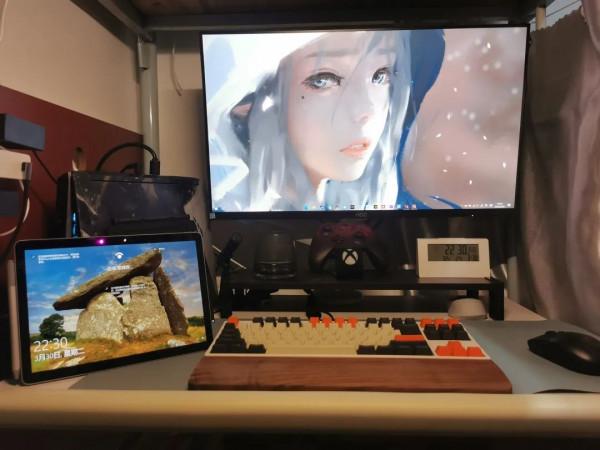 嘿！可以看看你的書桌嗎？