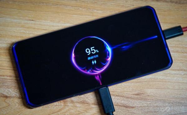 小米又玩文字遊戲了！體驗小旗艦、效能小旗艦到底是啥？