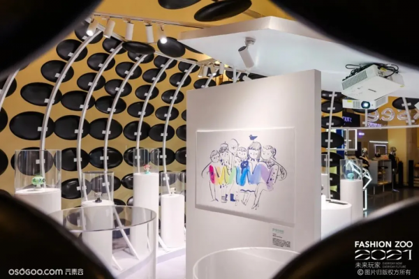 這不僅僅是一場時尚人的秀,更是年輕人的嘉年華 這不僅僅是一場時尚人的秀,更是年輕人的嘉年華