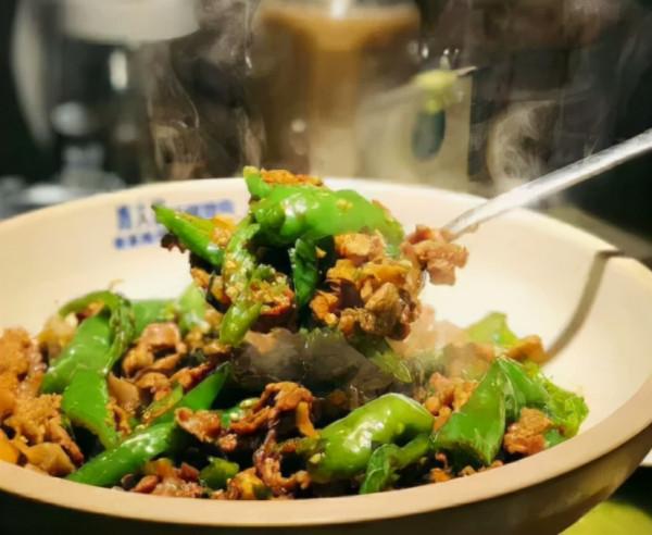 米飯也能賣到22元?來看看那些我們吃不起的菜都是怎麼做的 米飯也能賣到22元?來看看那些我們吃不起的菜都是怎麼做的