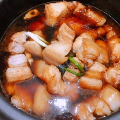 這道桂花紅燒肉真的是不講究,有啥放啥都好吃 這道桂花紅燒肉真的是不講究,有啥放啥都好吃