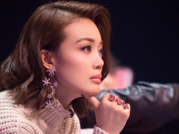 不整容、不做作，在娛樂圈堪稱一流