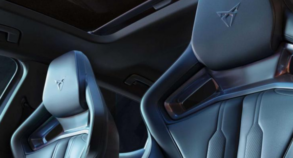 同屬大眾麾下，西雅特新鋼炮榨出306馬力，設計遠勝高爾夫