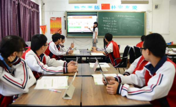 從中等生到尖子生，需要跨越多少障礙，初中老師的回答發人深省