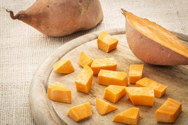 地瓜含澱粉高,糖尿病患者不能吃?醫生:清楚3點放心吃 地瓜含澱粉高,糖尿病患者不能吃?醫生:清楚3點放心吃