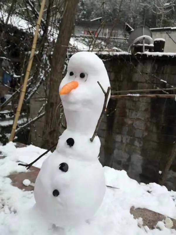 今年又下雪啦！手把手教你怎麼做一個雪寶？