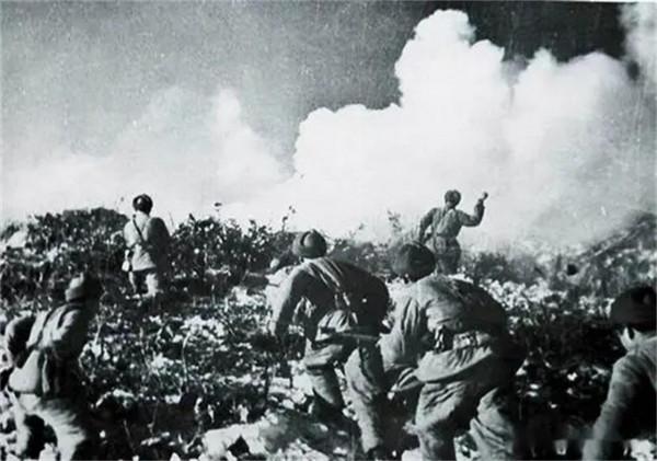 志願軍老兵“犧牲”40年後突然出現,找部隊提一請求:兒子想當兵 志願軍老兵“犧牲”40年後突然出現,找部隊提一請求:兒子想當兵