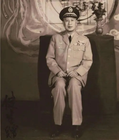 毛主席承諾：接受和談後，即請其指揮30萬軍隊！白崇禧為何不願意