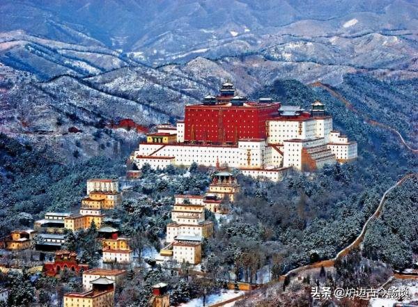 戰略哲理之三十五：明修長城清修廟