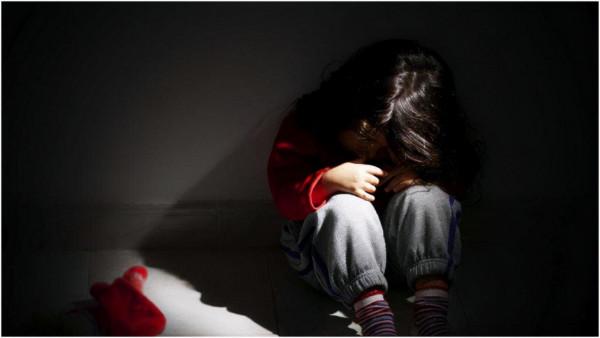 印度男子侵犯3名幼女,並試圖將毒手伸向老婦,警方怒寫500頁起訴書 印度男子侵犯3名幼女,並試圖將毒手伸向老婦,警方怒寫500頁起訴書