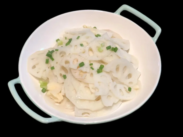 潮爸9月20日午餐記錄，仔姜炒鮑魚、嫩豆腐蝦泥雞蛋羹、自制叉燒