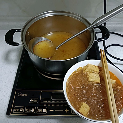 大廚教你這麼做豆腐麻辣燙，分分鐘就可以學會