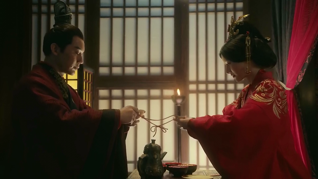 曹丕娶甄氏並非只看重她的相貌,更在於甄氏的家族實力 曹丕娶甄氏並非只看重她的相貌,更在於甄氏的家族實力