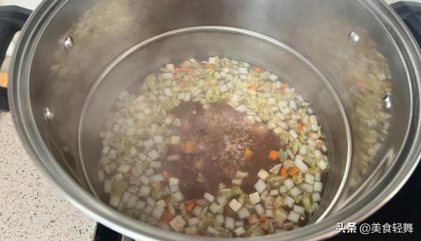 山西人的臘八節！吃&OpenCurlyDoubleQuote;1飯扔3物&rdquo;，網友：這才是祈福納祥來年好運