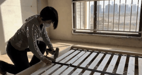 90後女護士爆改130平毛坯房，花1萬元打造出敘利亞“貧窮風”豪宅