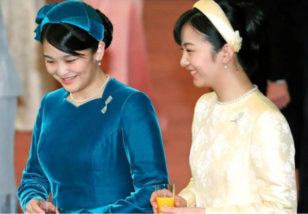 泰國倆公主都未婚,真子放棄一切尋求自由,同為公主差距大 泰國倆公主都未婚,真子放棄一切尋求自由,同為公主差距大