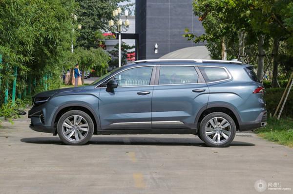 安全配置升級 吉利豪越自動尊貴型售12.06萬