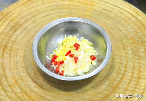 肉末百葉菜怎麼做不變色又翠綠，廚師長分享小技巧，營養豐富