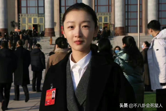 15位明星出席文代會：佟麗婭小香風，劉濤氣質拉滿，周冬雨站C位