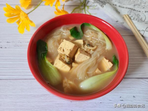 這菜含鈣高，做湯味道鮮，孩子吃了長個子，大人吃了不長膘