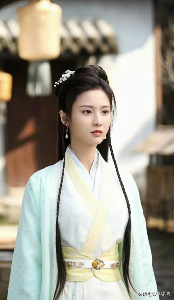 張慧雯古裝桌布