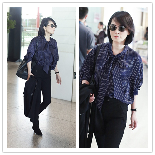 中年人多看看俞飛鴻的搭配，穩重的深藍色服裝，搭配的年輕還文藝