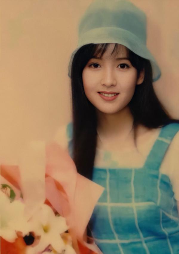 香港影壇六大絕色美人盤點：張敏風韻猶存，關之琳獨享豪宅