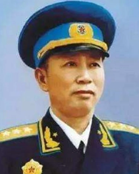 58年,因一個軍禮,某雷達站一老兵身份被“洩露”,他是開國將軍 58年,因一個軍禮,某雷達站一老兵身份被“洩露”,他是開國將軍