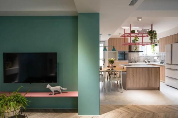 她買套40年老房，同事嘲笑買了個“大爺”，改造前後對比打臉同事