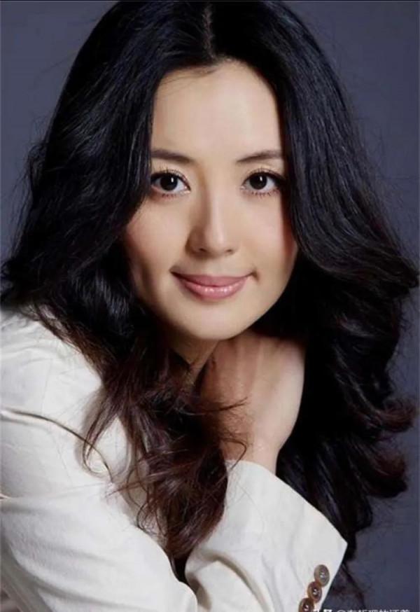 讚賞長相端莊，氣質高貴典雅的幾位影視明星美照