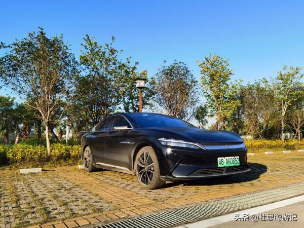 漢EV自駕廣西，園博園入口帶孩子玩遊樂園，我獨自一人逛景區