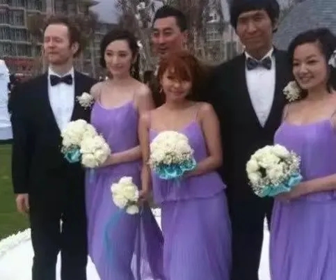 離婚3年後,李小璐賈乃亮公開出現在大眾視野,這是要復婚? 離婚3年後,李小璐賈乃亮公開出現在大眾視野,這是要復婚?