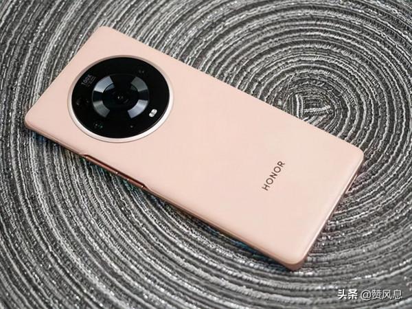 榮耀Magic4 Pro有望搭載鴻蒙3.0,4nm強芯+120W,還有5000mAh 榮耀Magic4 Pro有望搭載鴻蒙3.0,4nm強芯+120W,還有5000mAh