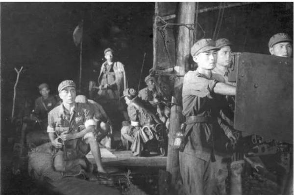 40軍和瓊崖縱隊會師,老紅軍流淚:等你們23年了 40軍和瓊崖縱隊會師,老紅軍流淚:等你們23年了