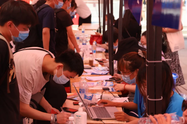 多圖直擊：長江工程職業技術學院2021開學、迎新現場…