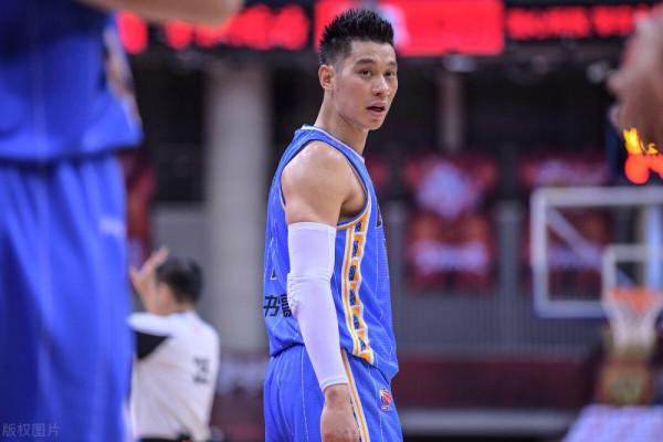 雙塔展現絕對統治！北京輕取青島，喜提四連勝之外，又迎一好訊息