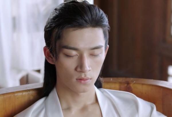 明明是同一個人,演完《周生如故》又演《公子傾城》,太解恨了 明明是同一個人,演完《周生如故》又演《公子傾城》,太解恨了