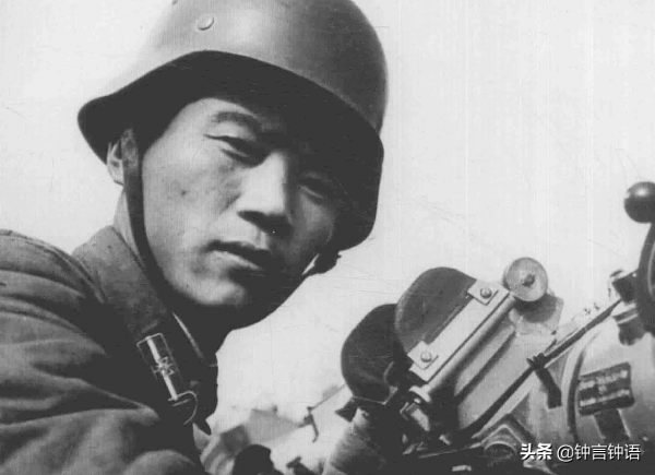 從抗戰爆發到國民黨退出大陸，國軍軍銜標誌都有哪些變化