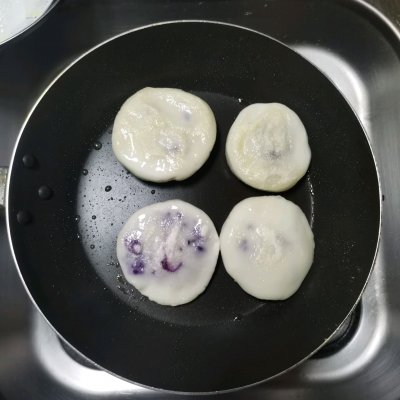 早上不知道吃什麼，一碗紫薯餅全搞定