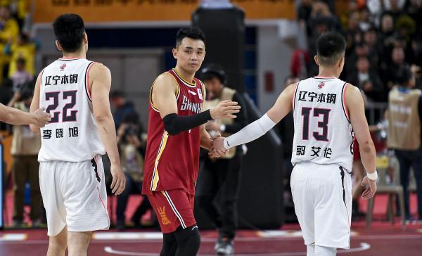 再禁賽MVP真沒了!大侄子手指裁判連吃兩T!遼寧32分殘暴復仇山西 再禁賽MVP真沒了!大侄子手指裁判連吃兩T!遼寧32分殘暴復仇山西